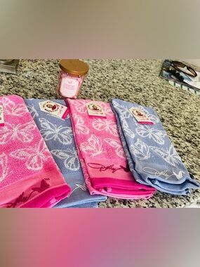 Dolly Parton Butterfly Kitchen Towels Set of 4 & Dolly Fragrance Candle Jar